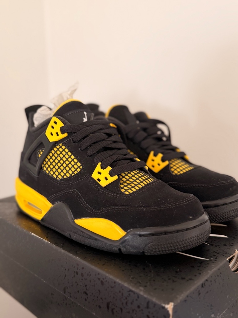 Jordan Retro Black & Yellow Basketball Sneakers